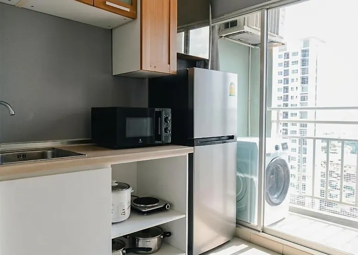 Lumpini 2-bedroom Near The Mall Bangkapi Appartement